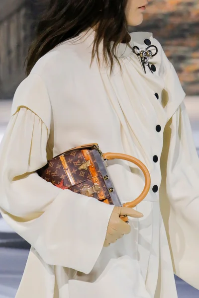 Look 74